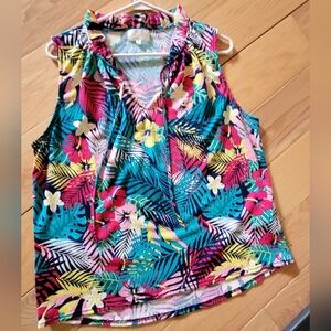 Sleeveless Lightweight Shirt